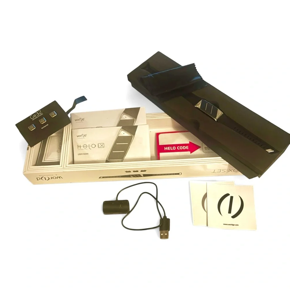 Helo LX Black Wearable Wristband
